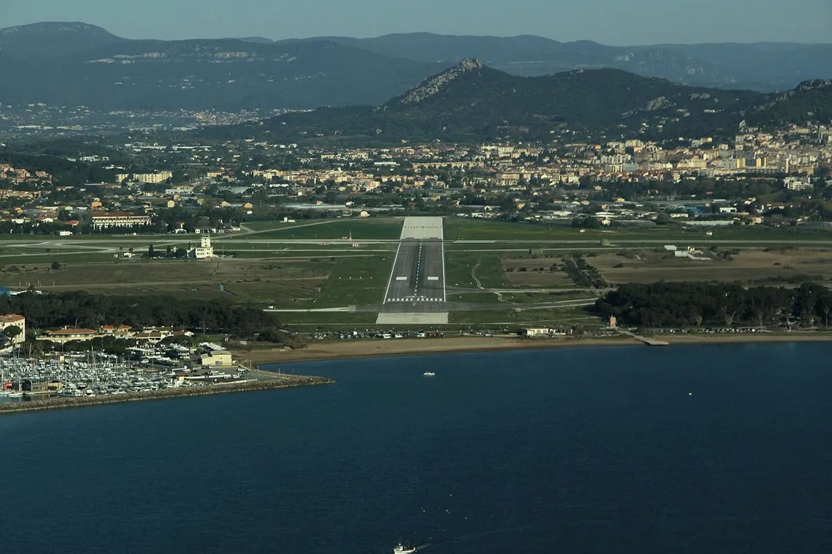 Aerial view of Aéroport de Toulon-Hyères