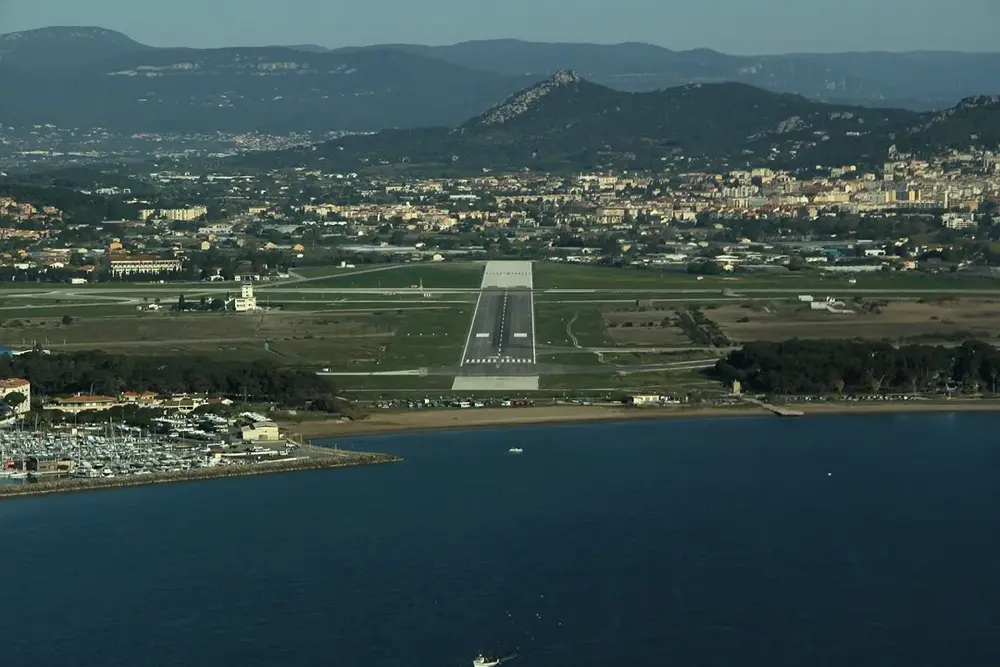 Aerial view of Aéroport de Toulon-Hyères