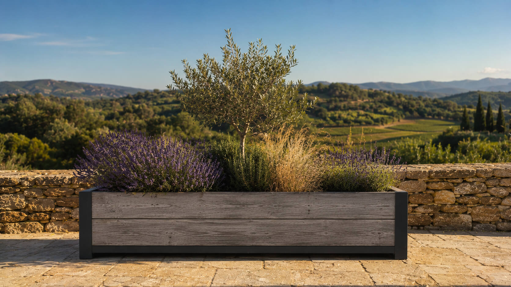 Mobilier urbain et aménagement de l'espace public dans un village provençal