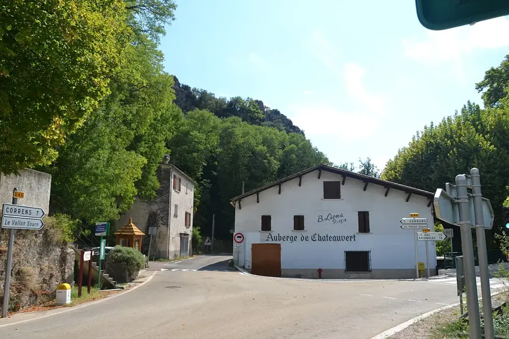Châteauvert - centre village