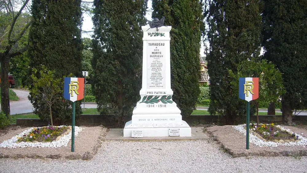 Taradeau - Monumorts