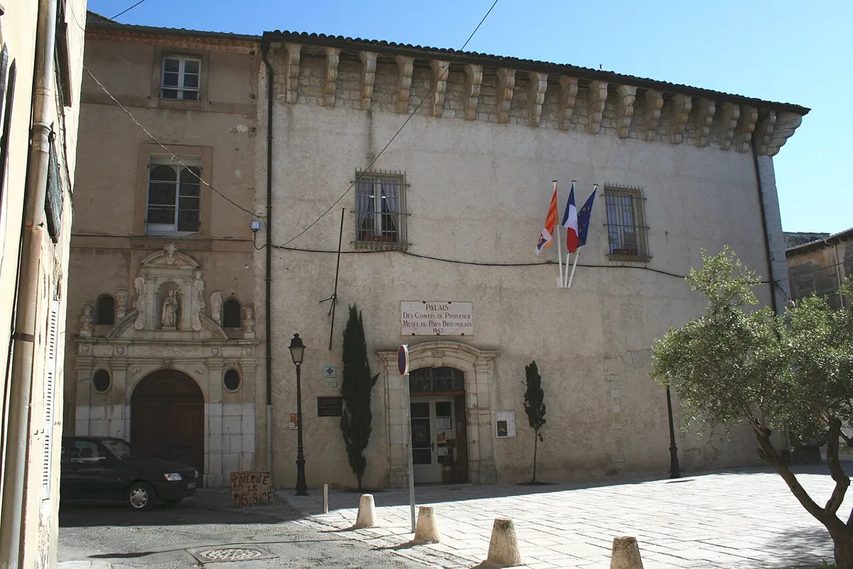 Brignoles Palais des comtes de Pro