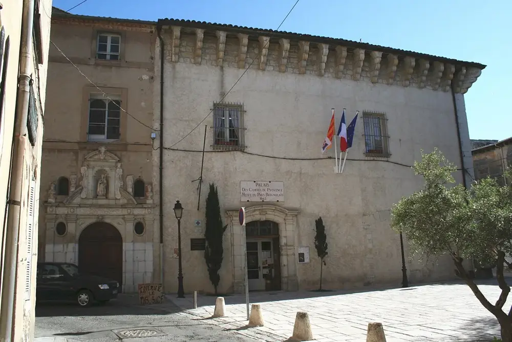 Brignoles Palais des comtes de Pro
